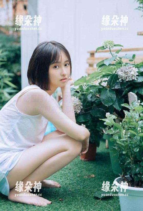 最新官宣！51吃瓜网官网版，指尖上的瓜农，瓜田里又流产了什么！