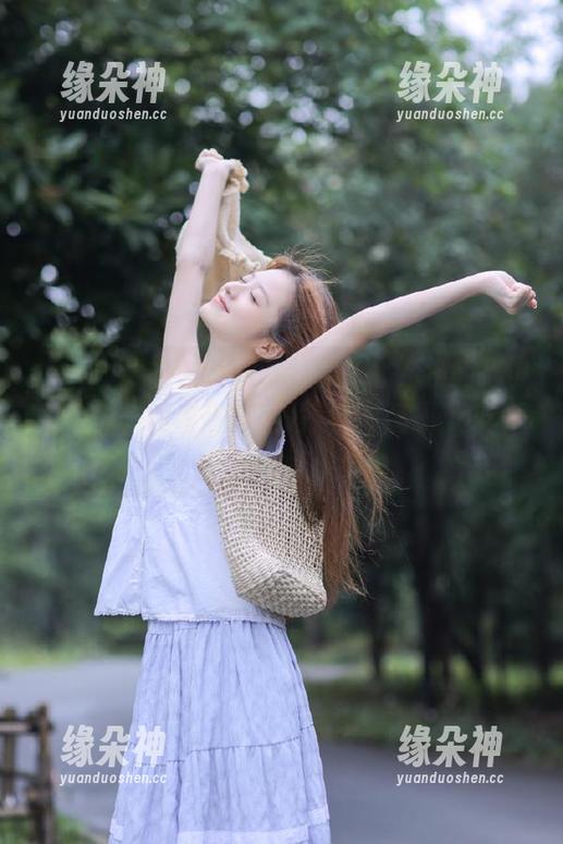 “hlw.bet”让你永不迷路的秘诀？简单，跟着热门话题就好，瓜永远吃不完！