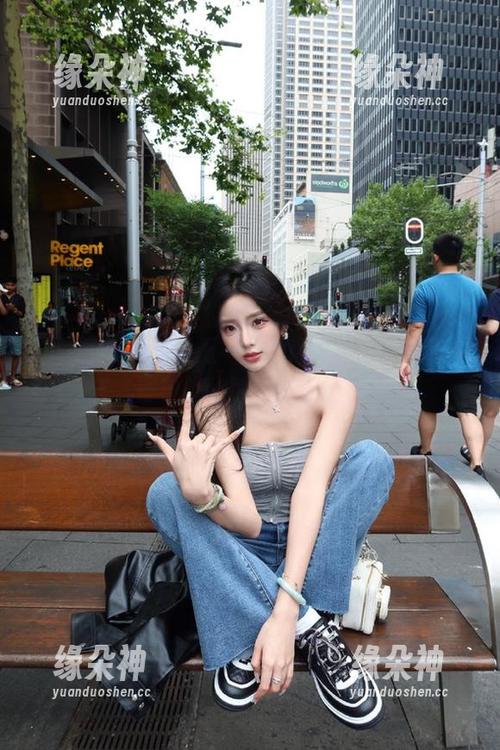 听说五一吃瓜iOS校园版潜藏惊喜，各种隐秘瞬间正在悄悄上演