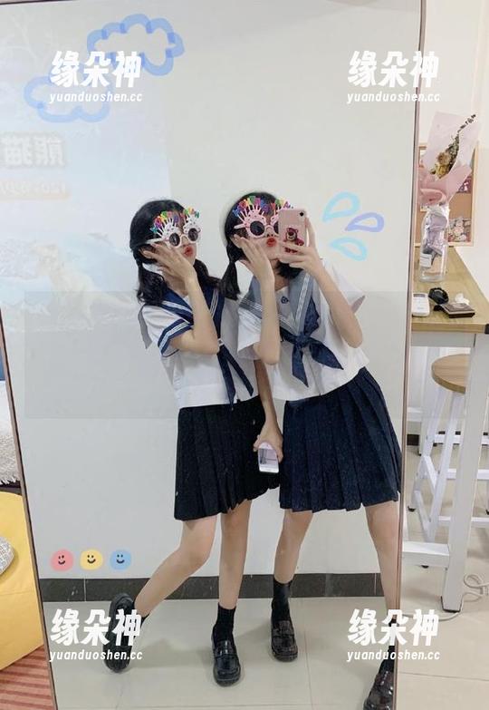 你觉得人人黑料吃瓜网51的网址靠谱吗？八卦评论让我忍不住想翻！