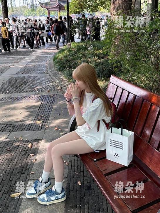 吃瓜网视频下载：让你的手机瞬间变麻辣小子！
