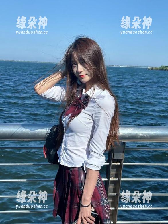 吃瓜种草信号！下载“国产黑料”，让盘子里的瓜更香！