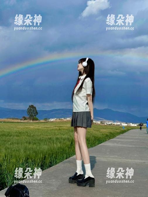 谁知链接在何方？娱乐吃瓜网51给你扑热乎乎的吃瓜呦