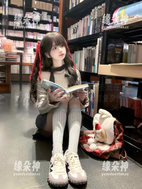 泡泡吃瓜：观看那些藏在“黑料网”里的惊天内幕，心情复杂！