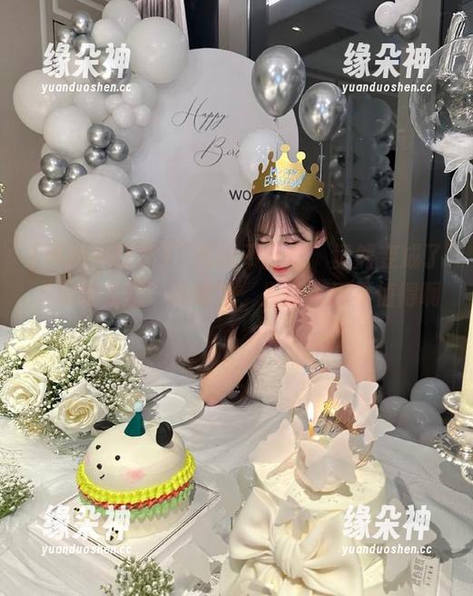 黑料不打烊 “黑料不打烊”竟然变成了“瓜吃无痕”的地址,果然人间不值得啊!