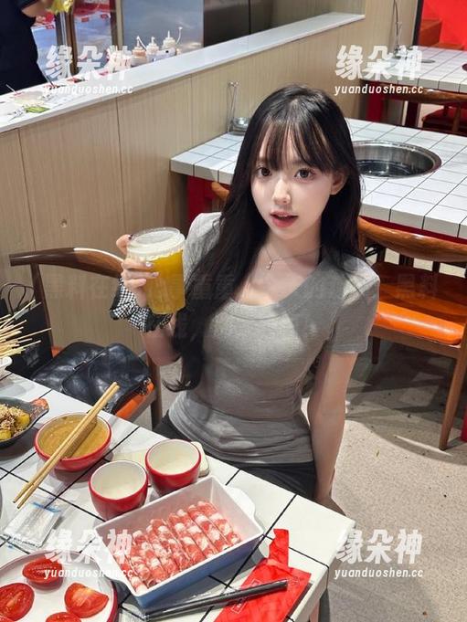 心事重重，今天的鸡汤：黑料在线，别太较真！