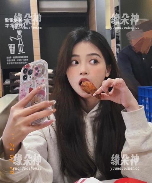 黑料社app，不分享点儿爆料网友会失望的，就像不吃瓜一样！