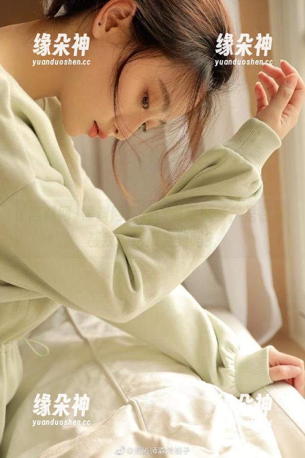 黑料网在线：资源贼多，是在羡慕我的吃瓜姿势吗？