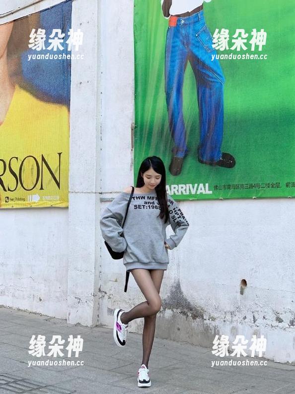 吃瓜不赚钱也能乐，黑料网免费给你带来离奇爆料。